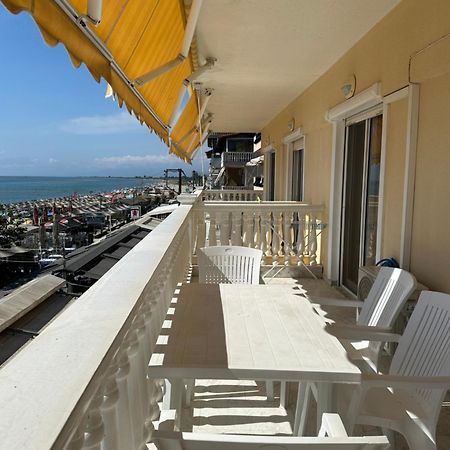 Olympic Beach Rooms Экстерьер фото